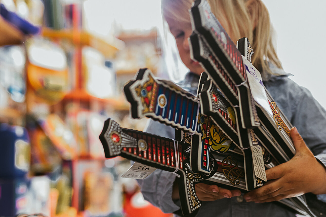 BBB2A771-4D96-47DC-8CF5-C53A064D82D2